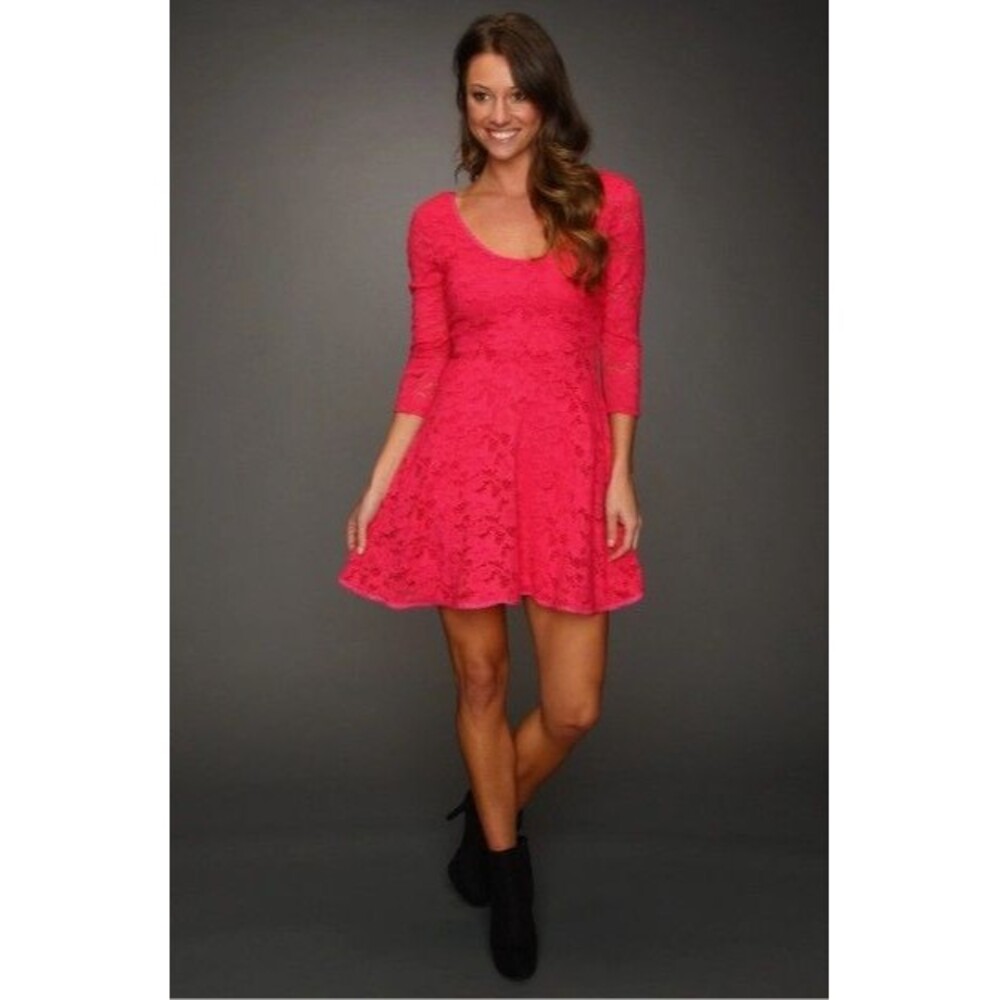 Free People Pink Lace Crochet Mini Dress Boho 3/4 Sleeve Scoop Neck Size M